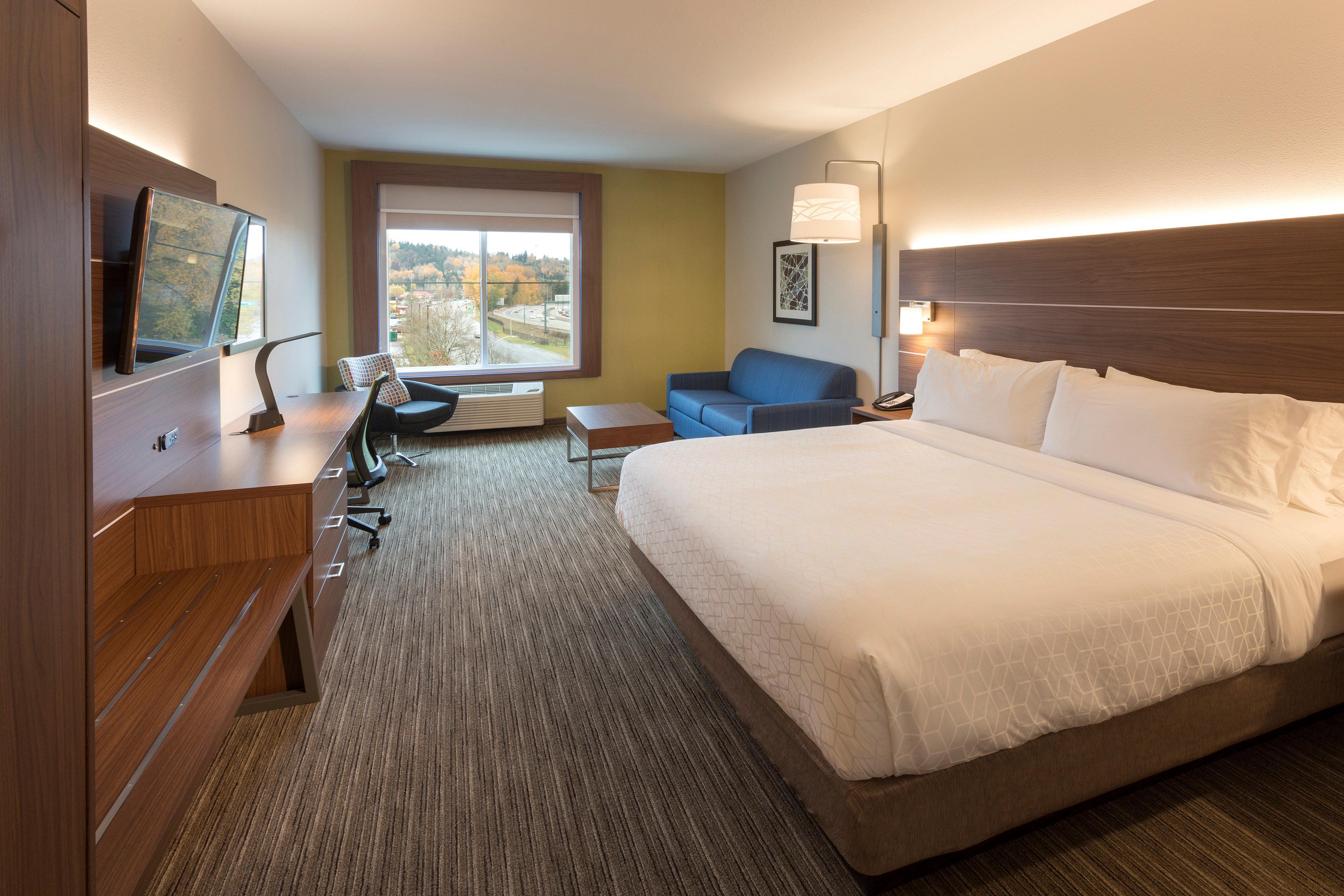 Holiday Inn Express & Suites - Seattle South - Tukwila By Ihg Exterior photo